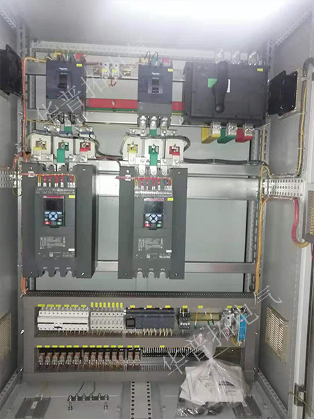 上海某商廈供水系統(tǒng)改造160KWABB軟起動(dòng)柜